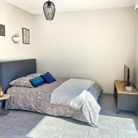 Villa Madeleine - Residence Services Seniors Nizza Kültér fotó
